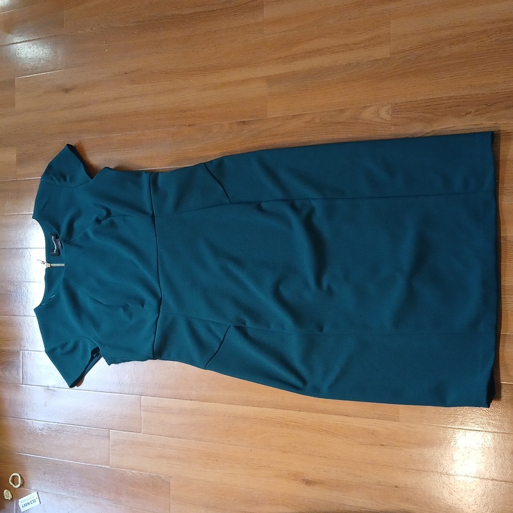 Liz Claiborne Shift dress